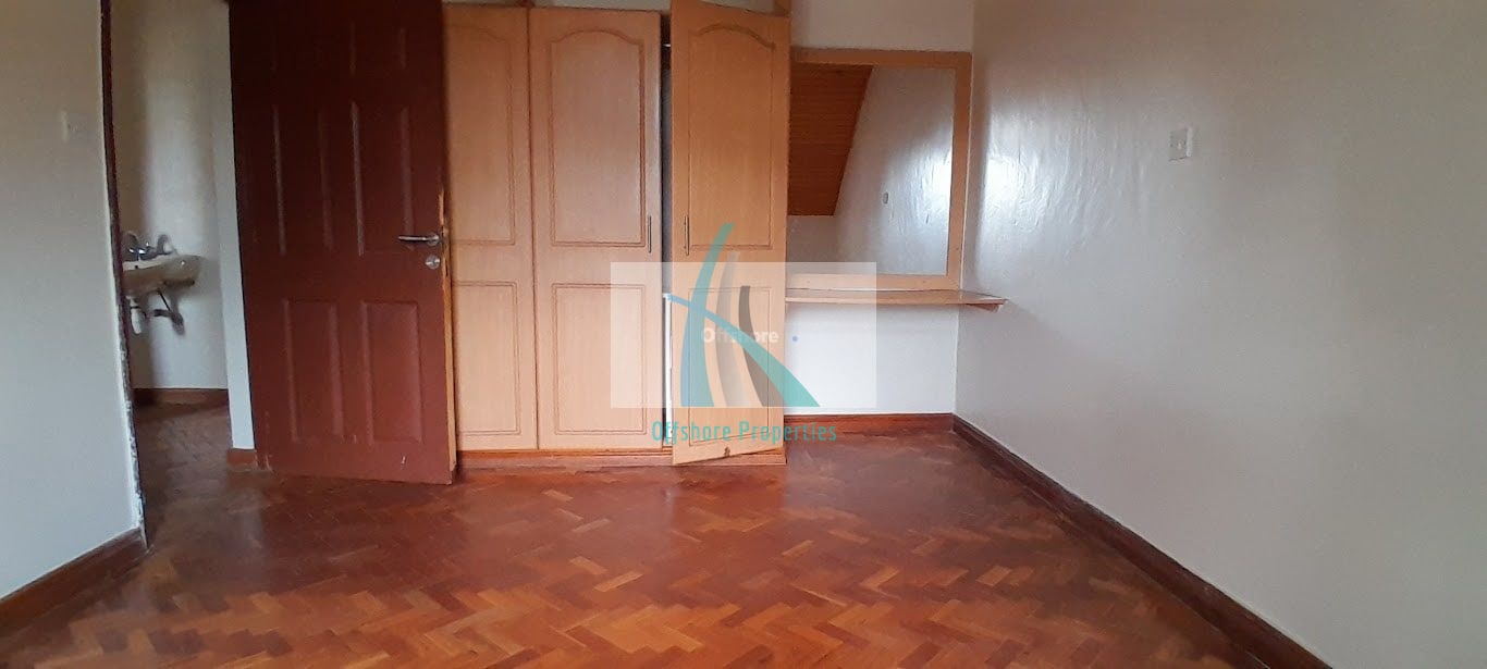 4 Bedroom Penthouse Duplex 11