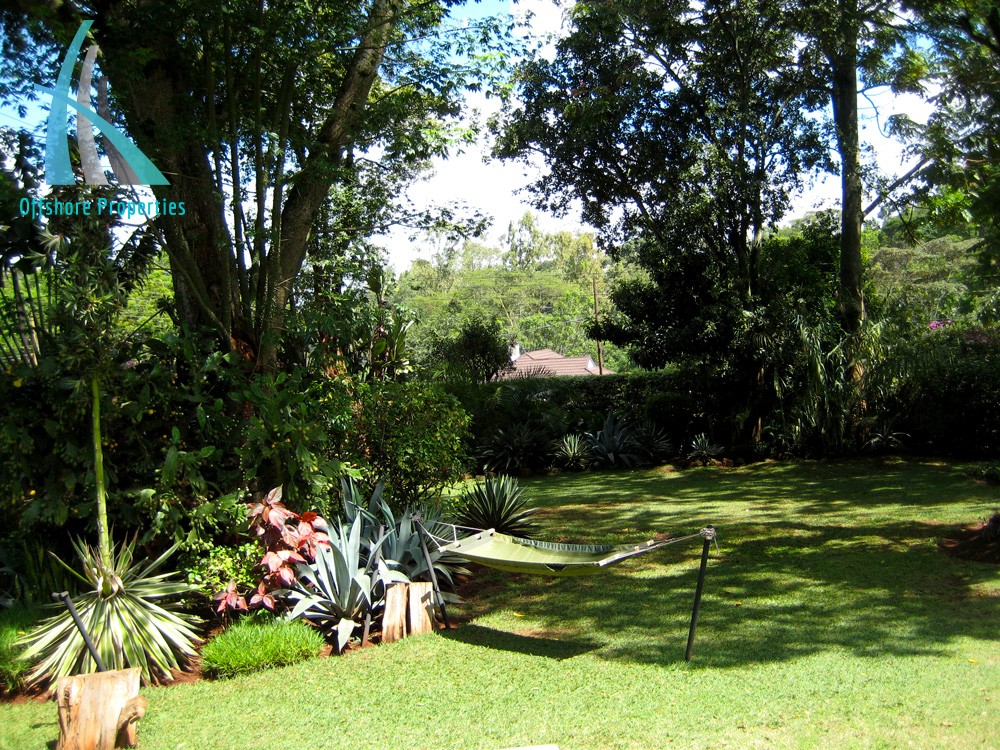 Lavington Land 4